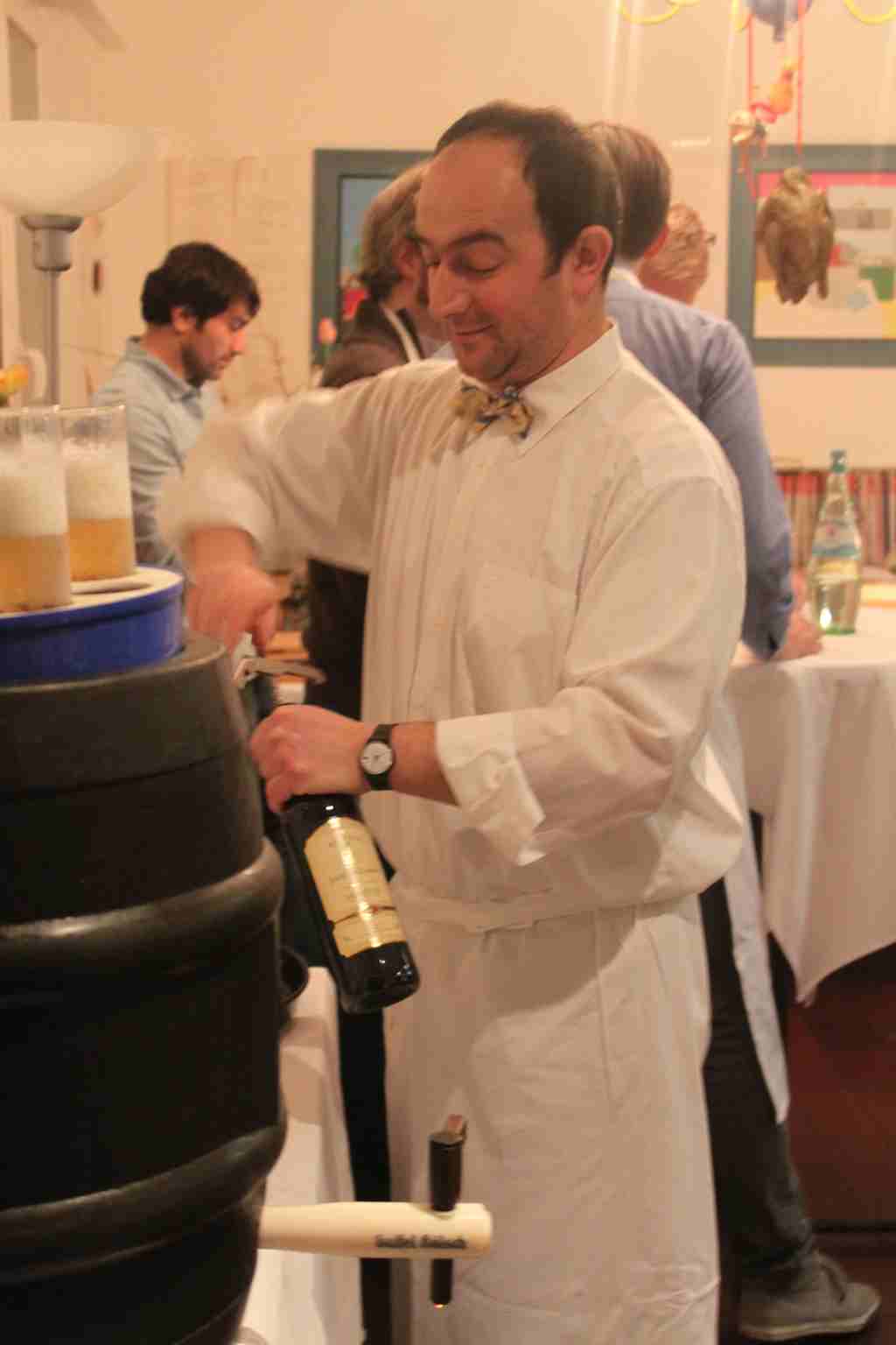 K&ouml;lsch und Wein bei einer Kochparty Catering K&ouml;ln