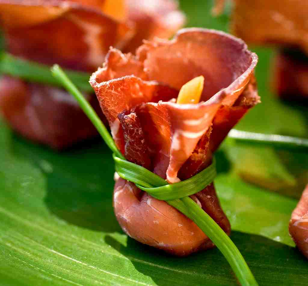 kreatives Fingerfood schmeckt Veganern, Vegetariern und Carnivoren