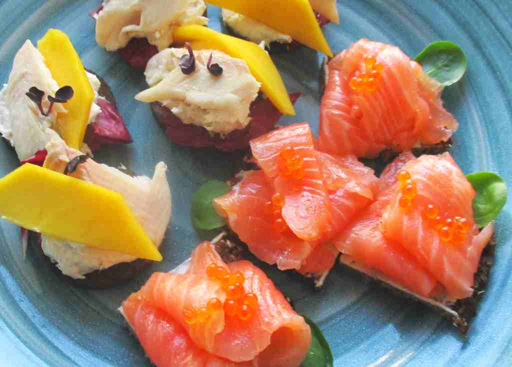 Fingerfood Catering für Event in Koeln Geburtstag Hochzeit Taufe Kommunion Vernissage Eroeffnung