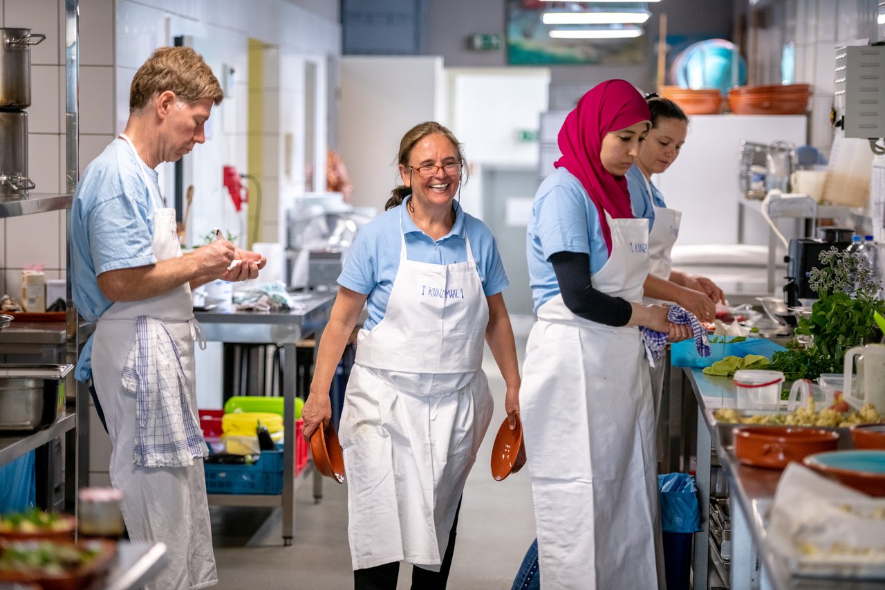Mitarbeiterin - hat das Lob der Kunden verdient